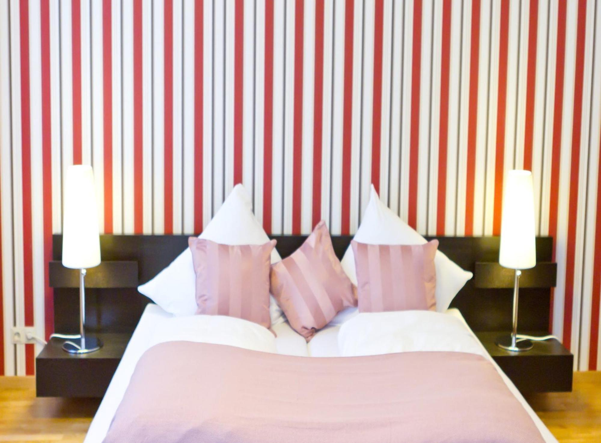 Suiten Hotel Dependance Laterne Baden-Baden Buitenkant foto