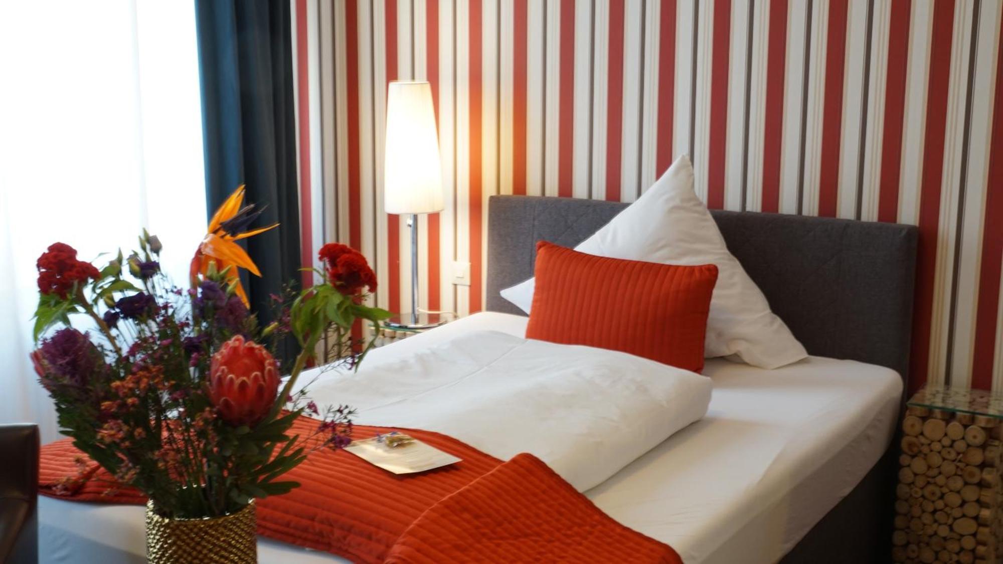 Suiten Hotel Dependance Laterne Baden-Baden Buitenkant foto